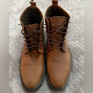 Johnston & Murphy Tan Leather Boots